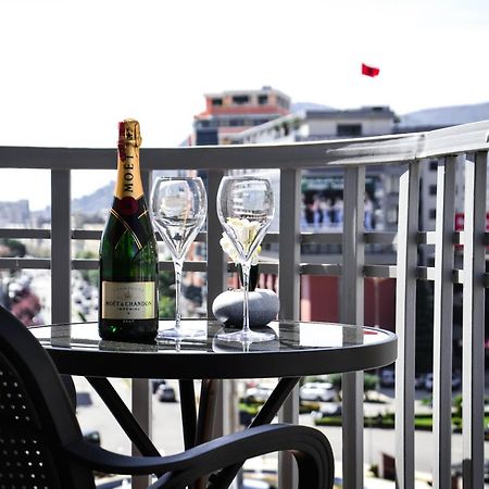 Horizont Apart-Hotel Shkoder Exterior photo
